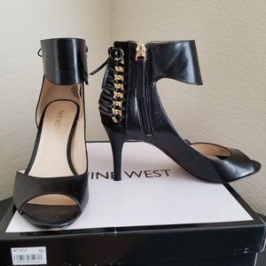 Nine West Black/Gold Embellished Heels